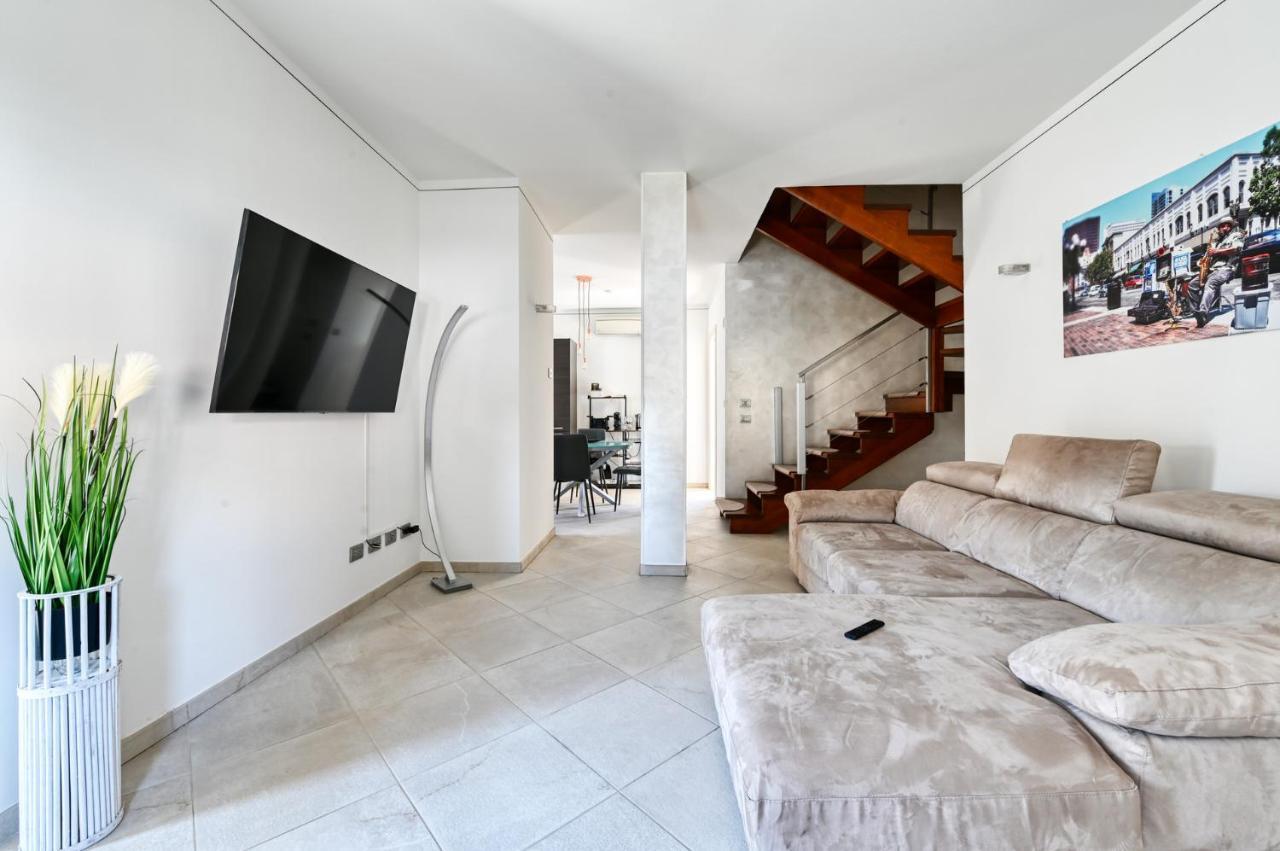 Pearl House - Sirmione Holiday - Jacuzzi Privata 외부 사진